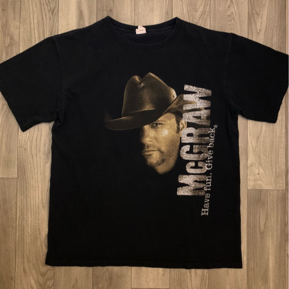 Tim McGraw Shirt Size Small 2010 Southern Voice Tour Vintage Retro Concert T